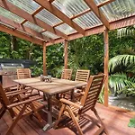 Charming 3 Bedroom Artist House In Mosman